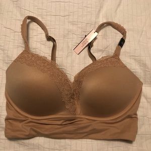 Victoria’s Secret bra. 32D. NWT